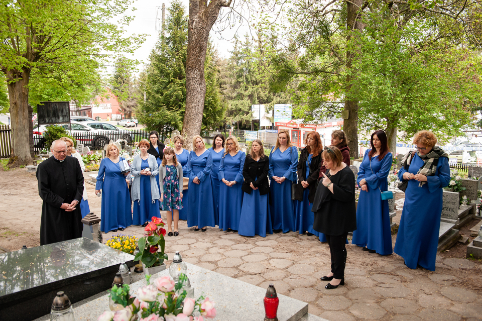 Zdjęcie - chór Canzona nad grobem