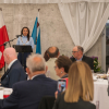 zdjęcie pary jubilatów z kierownikiem USC oraz Panią Burmistrza