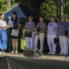 siedem kobiet na scenie jedna odbiera statuetkę